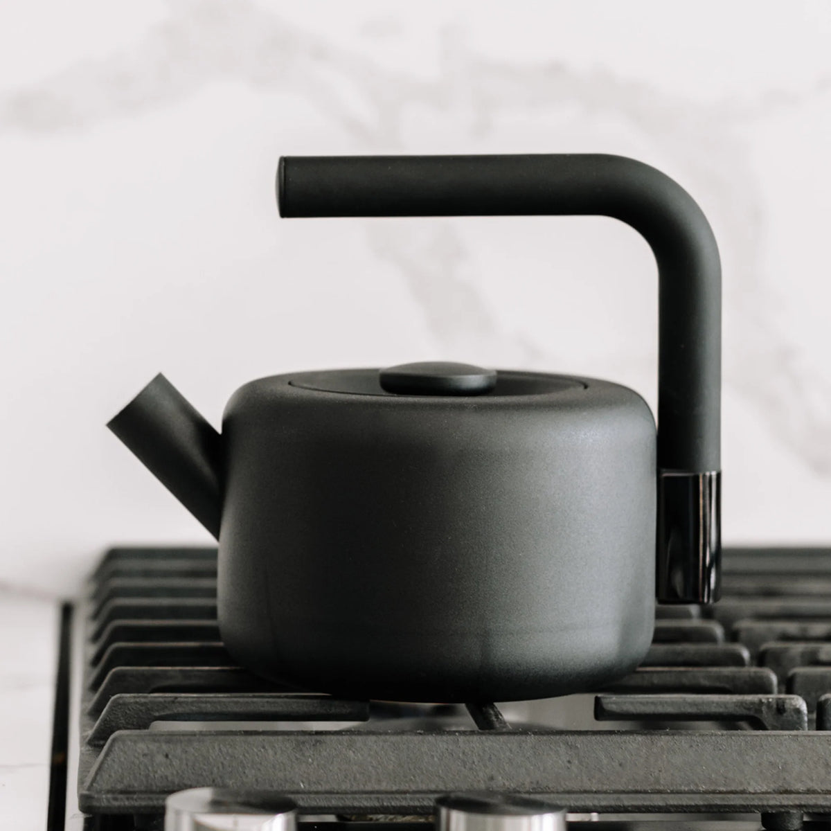 Fellow Stagg EKG Electric Kettle (Matte Black) — Bellwood Coffee