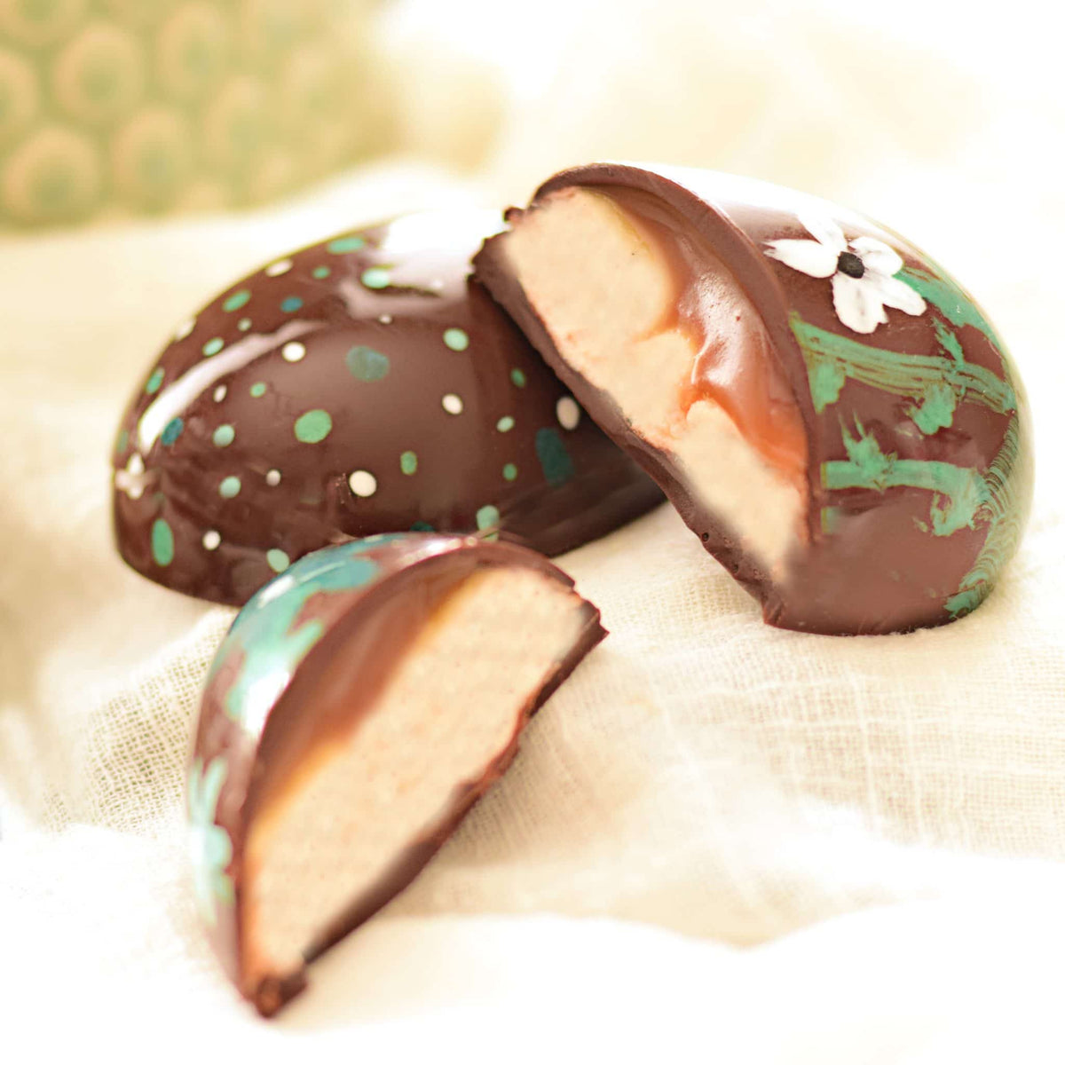 Dark Chocolate Egg with Caramel and Marshmallow